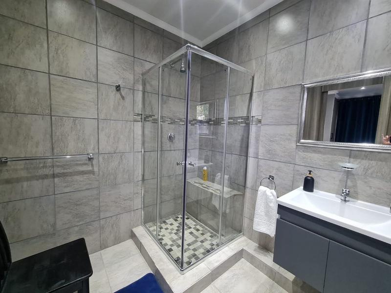 5 Bedroom Property for Sale in Meyerhof Free State
